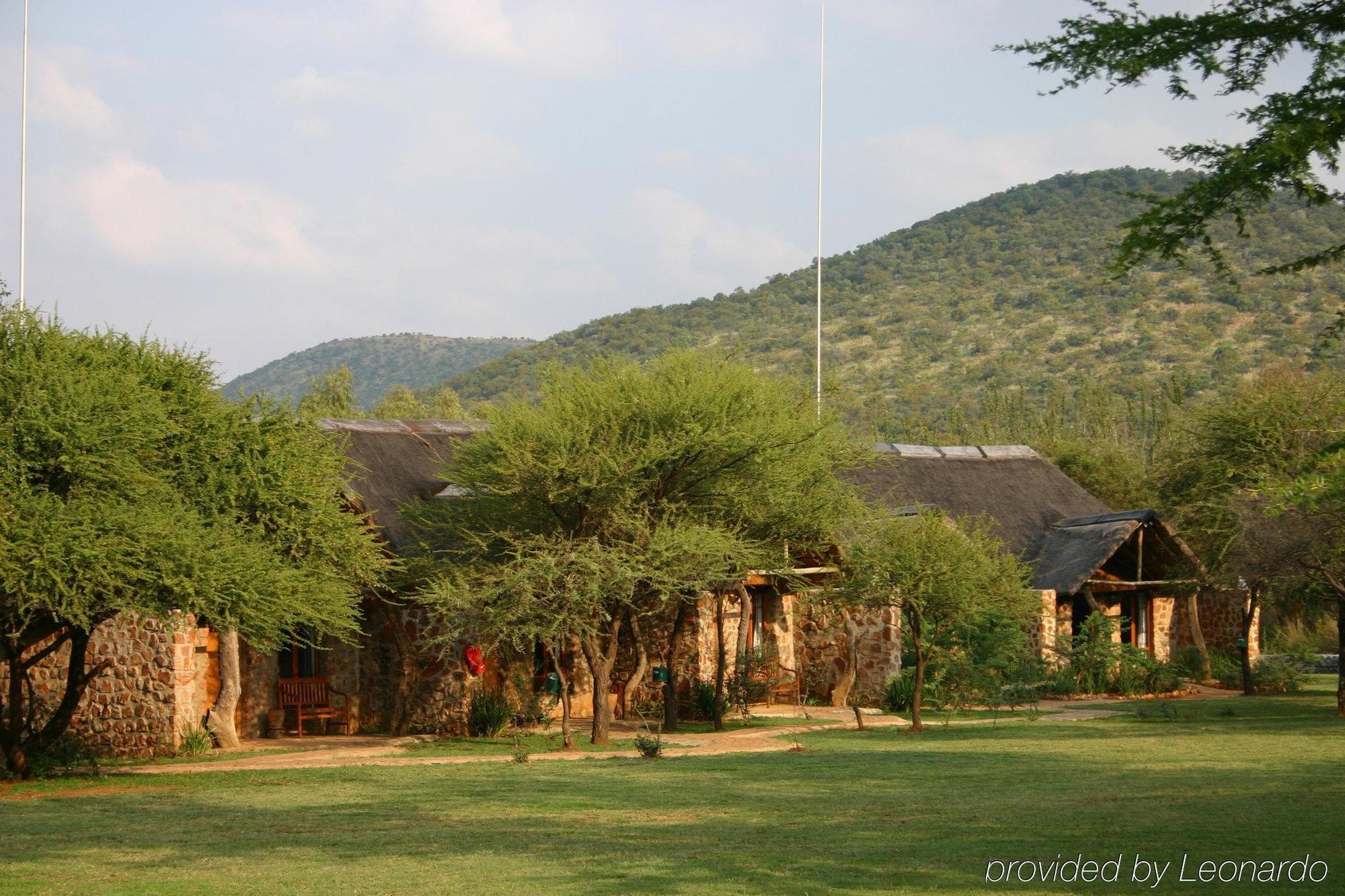 Kedar Heritage Lodge, Conference Centre & Spa Phokeng Kültér fotó